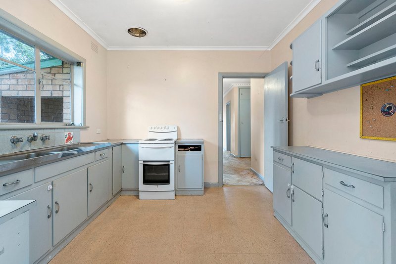 Photo - 40A Latrobe Street, Mentone VIC 3194 - Image 5