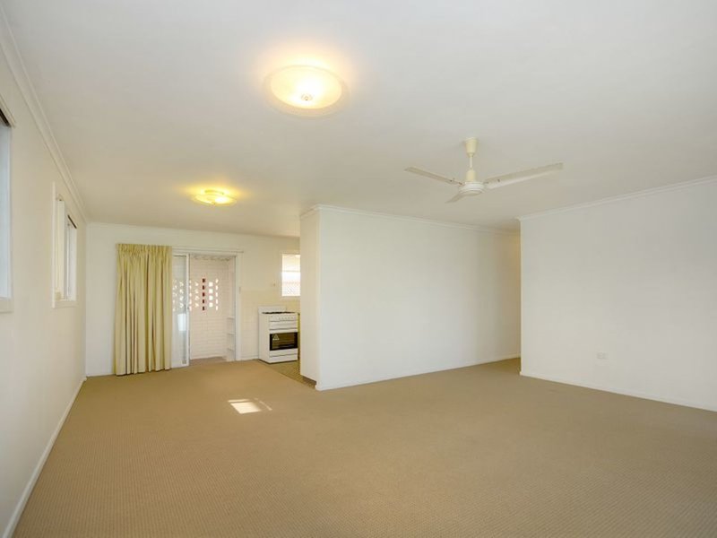 Photo - 40A Middle Street, Labrador QLD 4215 - Image 8