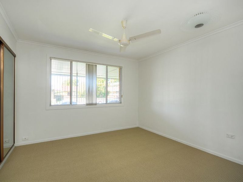 Photo - 40A Middle Street, Labrador QLD 4215 - Image 6