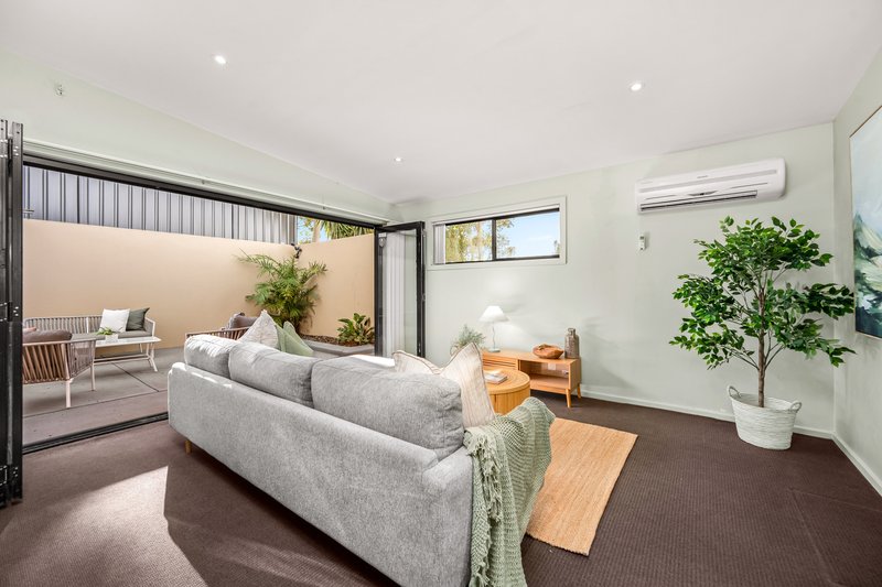 Photo - 40A Park Royal Drive, Floraville NSW 2280 - Image 11