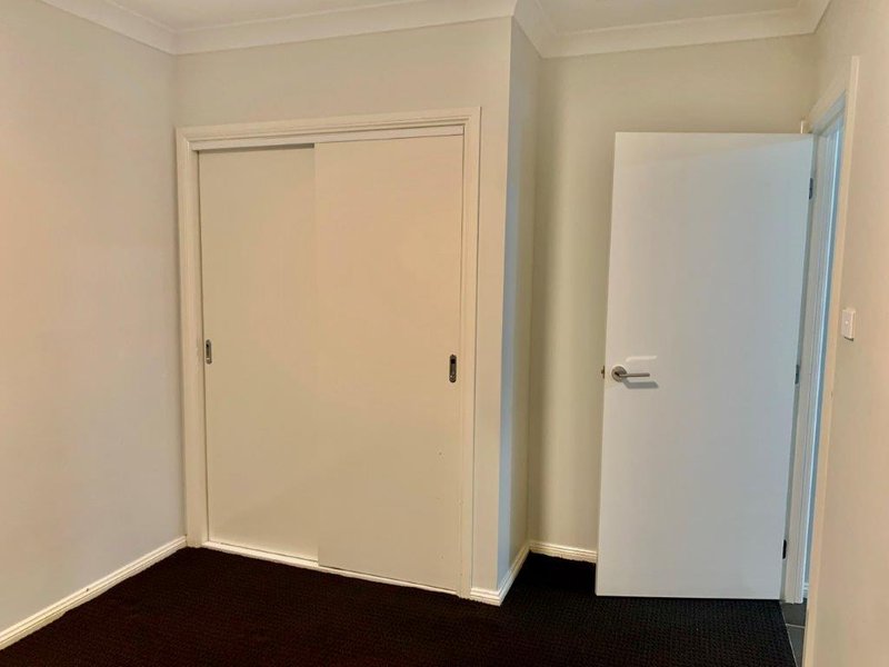 Photo - 40A Stevenage Road, Canley Heights NSW 2166 - Image 6