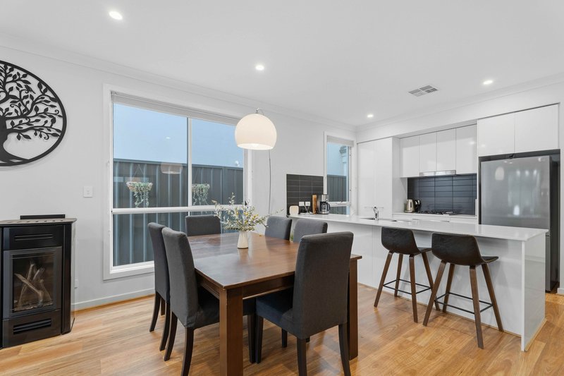 Photo - 40B Barwell Avenue, Kurralta Park SA 5037 - Image 2