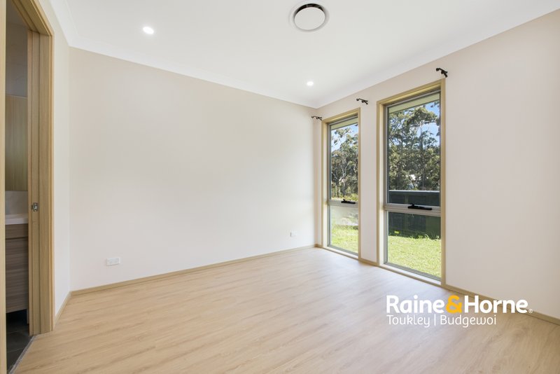 Photo - 40B Botham Street, Cameron Park NSW 2285 - Image 6