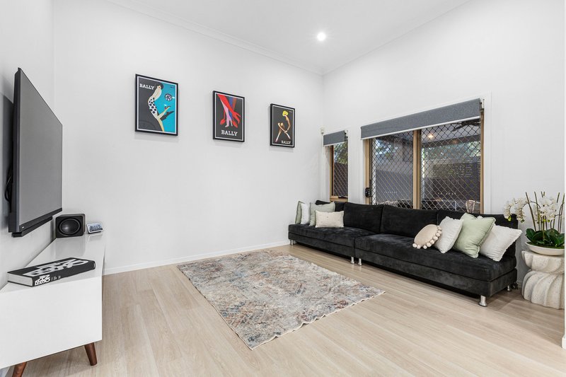 Photo - 40B East Crescent, Hurstville Grove NSW 2220 - Image 2