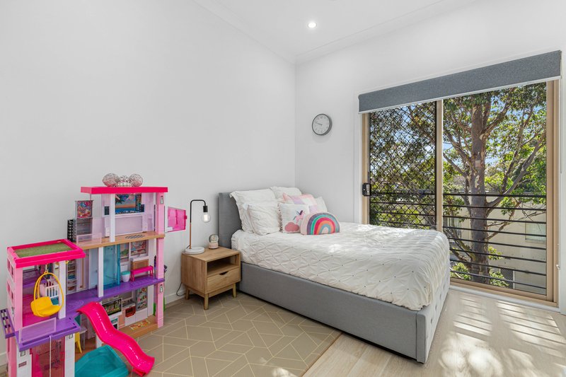 Photo - 40B East Crescent, Hurstville Grove NSW 2220 - Image 9