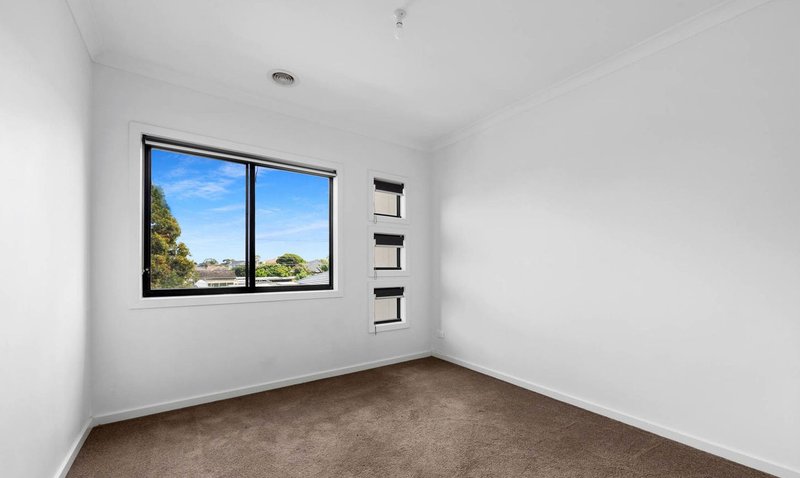 Photo - 40D Millawa Avenue, St Albans VIC 3021 - Image 4