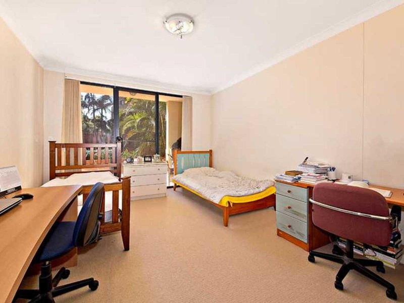 Photo - 4/1-3 Beresford Road, Strathfield NSW 2135 - Image 4