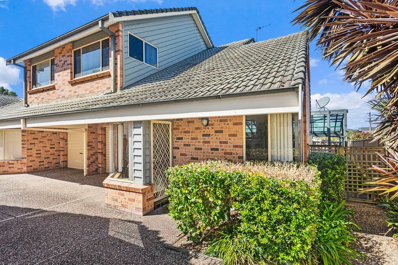 Photo - 4/1-3 Robertson Street, Shellharbour NSW 2529 - Image 1