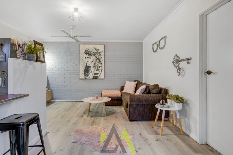 Photo - 4/1-3 Skye Road, Frankston VIC 3199 - Image 2