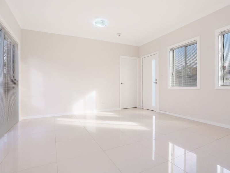 Photo - 41 & 41B Matthew Crescent, Blacktown NSW 2148 - Image 10