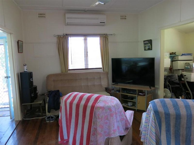 Photo - 41-43 Primrose Street, Wingham NSW 2429 - Image 4