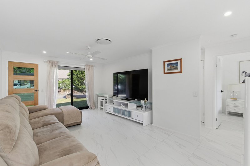 Photo - 4/1-5 Universal Street, Oxenford QLD 4210 - Image 10