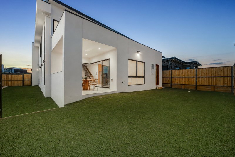 Photo - 41 Aaron Street, Box Hill NSW 2765 - Image 16
