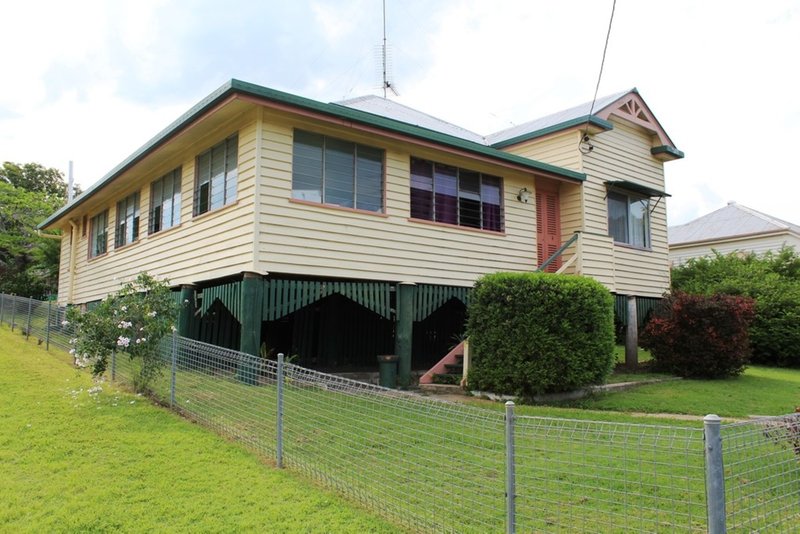 Photo - 41 Abbotsford Street, Toogoolawah QLD 4313 - Image 4