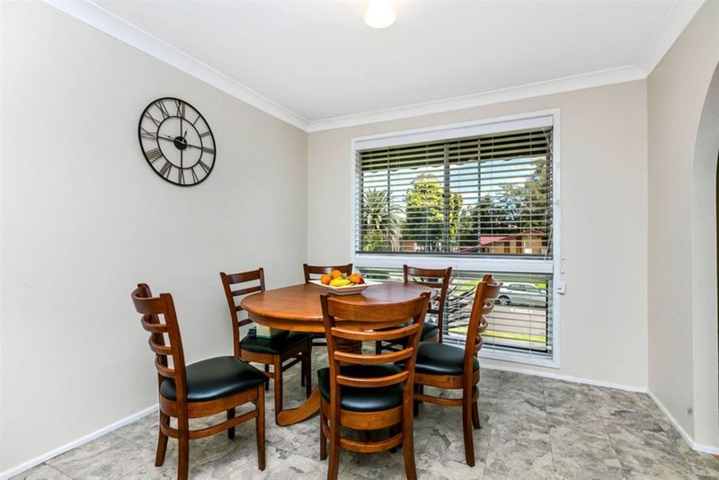 Photo - 41 Abercrombie Avenue, Seven Hills NSW 2147 - Image 5