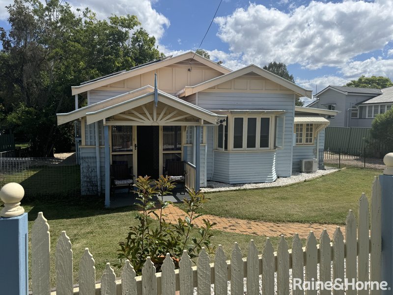 Photo - 41 Albert Street, Kingaroy QLD 4610 - Image 2