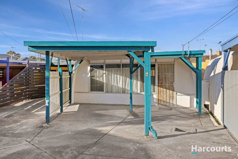 Photo - 4/1 Alcona Court, Bell Park VIC 3215 - Image 5