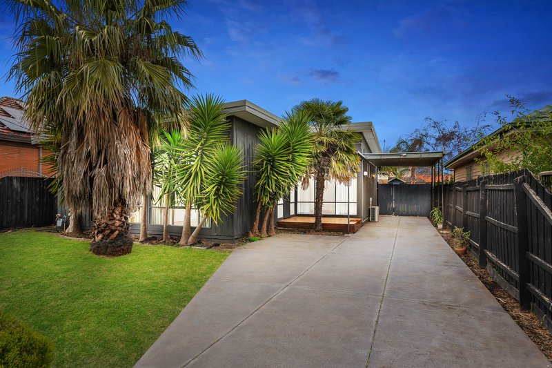 Photo - 41 Alexander Avenue, Thomastown VIC 3074 - Image 3