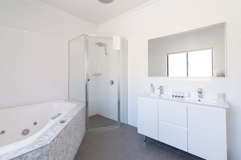 Photo - 41 Alexander Parade, Arcadia Vale NSW 2283 - Image 13