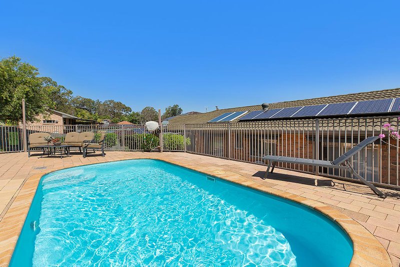 41 Alkrington Avenue, Fishing Point NSW 2283