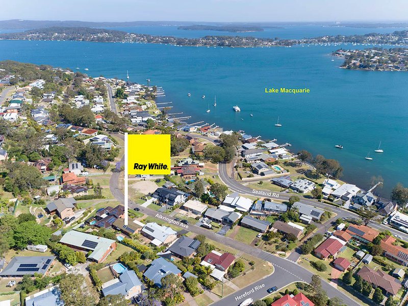 Photo - 41 Alkrington Avenue, Fishing Point NSW 2283 - Image 7