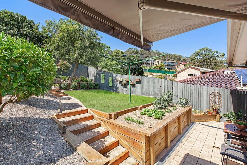 Photo - 41 Alkrington Avenue, Fishing Point NSW 2283 - Image 12