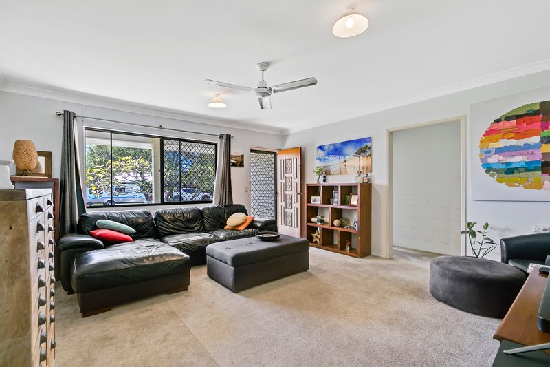 Photo - 41 Allambie Street, Maroochydore QLD 4558 - Image 9