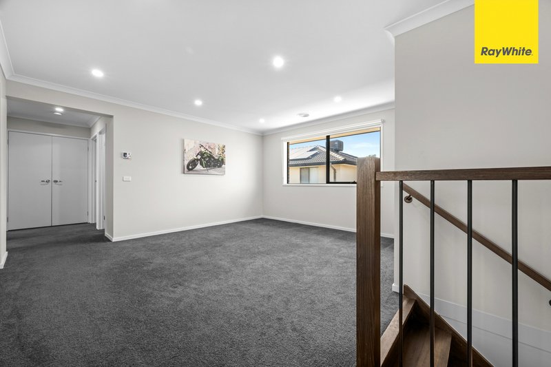 Photo - 41 Ambien Crescent, Strathtulloh VIC 3338 - Image 24