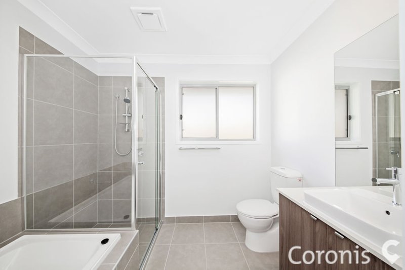 Photo - 41 Amy Drive, Coomera QLD 4209 - Image 5