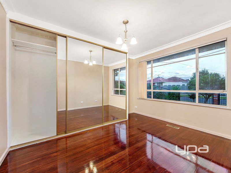 Photo - 41 Anna Street, St Albans VIC 3021 - Image 7