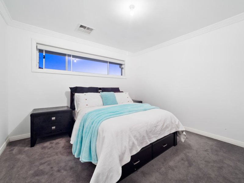 Photo - 41 Balmoral Road, Kellyville NSW 2155 - Image 10