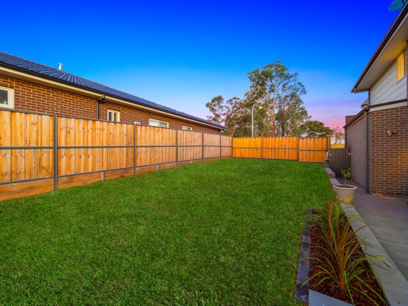 Photo - 41 Balmoral Road, Kellyville NSW 2155 - Image 18