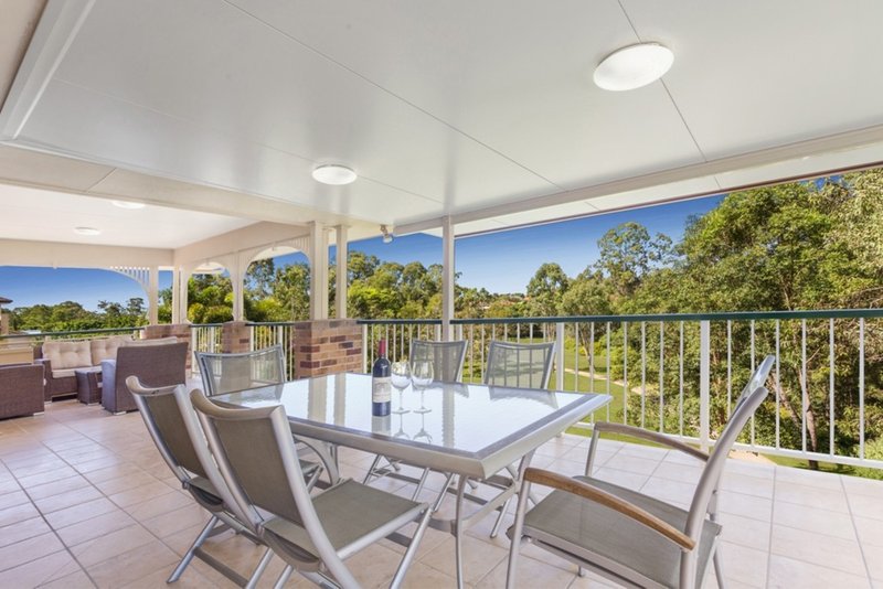 Photo - 41 Banksia Place, Bridgeman Downs QLD 4035 - Image 6