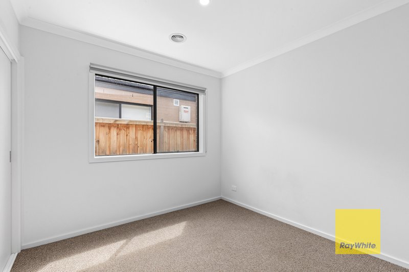 Photo - 41 Barbra Drive, Charlemont VIC 3217 - Image 6