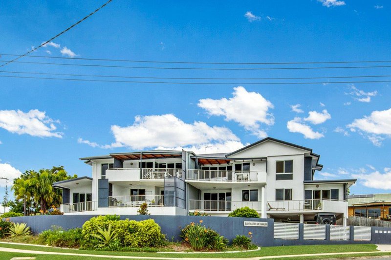 Photo - 4/1 Beach Avenue, Tannum Sands QLD 4680 - Image 3