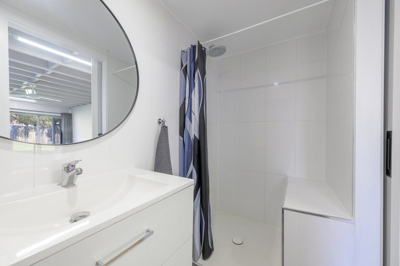 Photo - 41 Beak Street, New Auckland QLD 4680 - Image 16