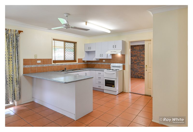 Photo - 41 Bean Avenue, Parkhurst QLD 4702 - Image 4