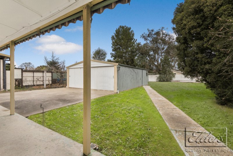 Photo - 41 Beauchamp Street, Heathcote VIC 3523 - Image 7