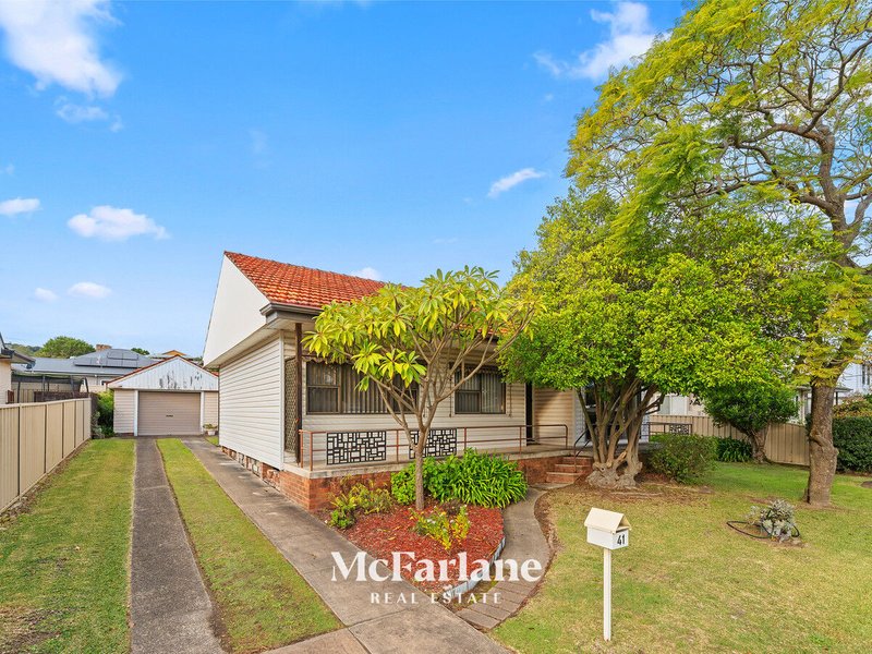 Photo - 41 Bell Street, Speers Point NSW 2284 - Image 1