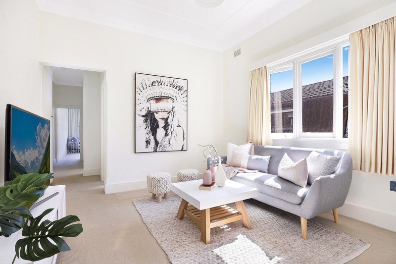 Photo - 4/1 Ben Eden Street, Bondi Junction NSW 2022 - Image 3