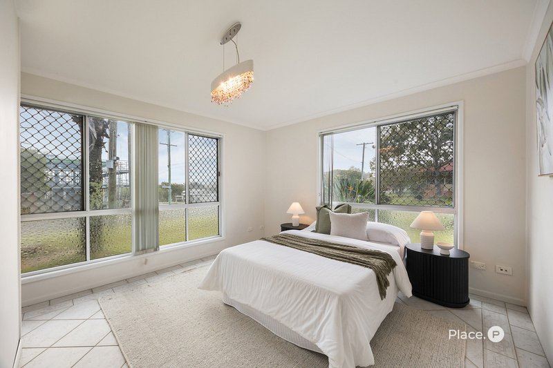 Photo - 41 Bernecker Street, Carina QLD 4152 - Image 11