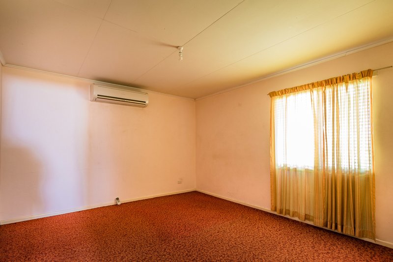 Photo - 41 Beta Street, Mount Isa QLD 4825 - Image 5