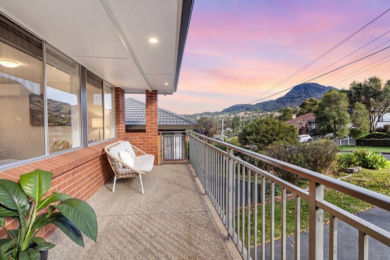 Photo - 41 Beverley Avenue, Unanderra NSW 2526 - Image 3