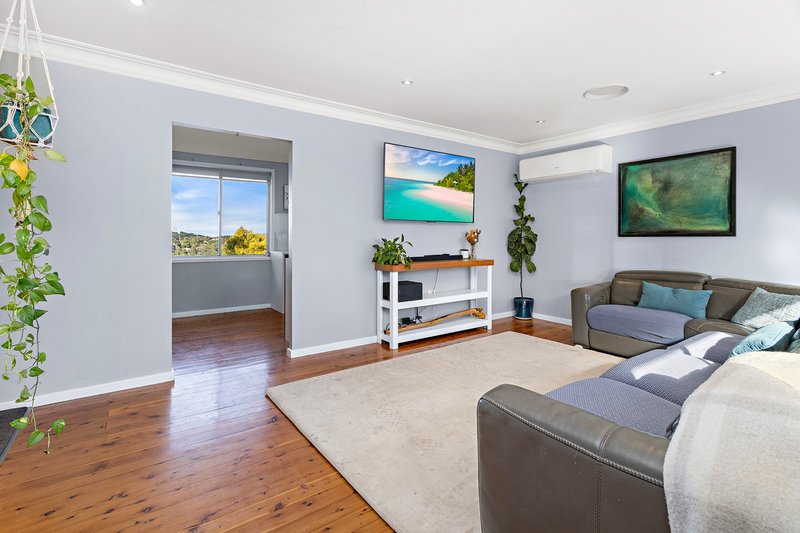 Photo - 41 Beverley Avenue, Unanderra NSW 2526 - Image 5
