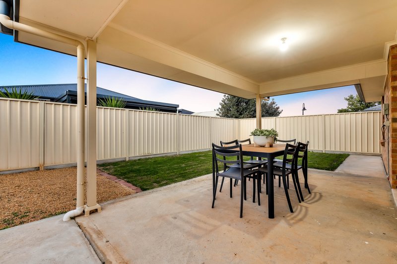 Photo - 41 Biarritz Street, Munno Para West SA 5115 - Image 32