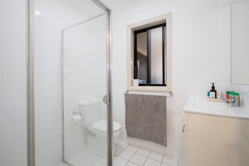 Photo - 41 Billabong Drive, Cameron Park NSW 2285 - Image 6