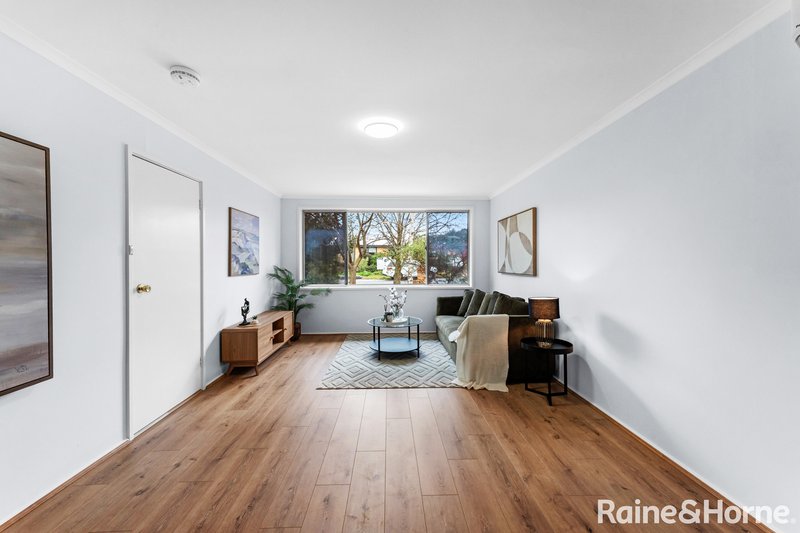Photo - 41 Bokhara Circuit, Kaleen ACT 2617 - Image 3