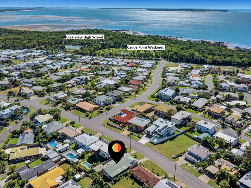 Photo - 41 Booth Avenue, Tannum Sands QLD 4680 - Image 18