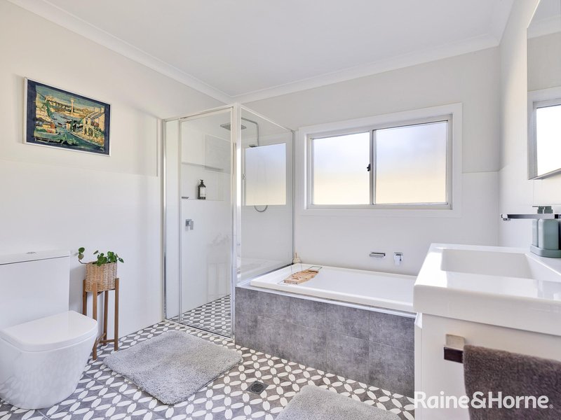 Photo - 41 Borrowpit Road, Meadow Flat NSW 2795 - Image 16