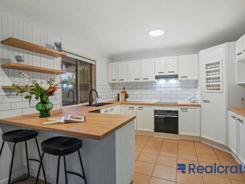 Photo - 41 Bottlebrush Street, Heathwood QLD 4110 - Image 12